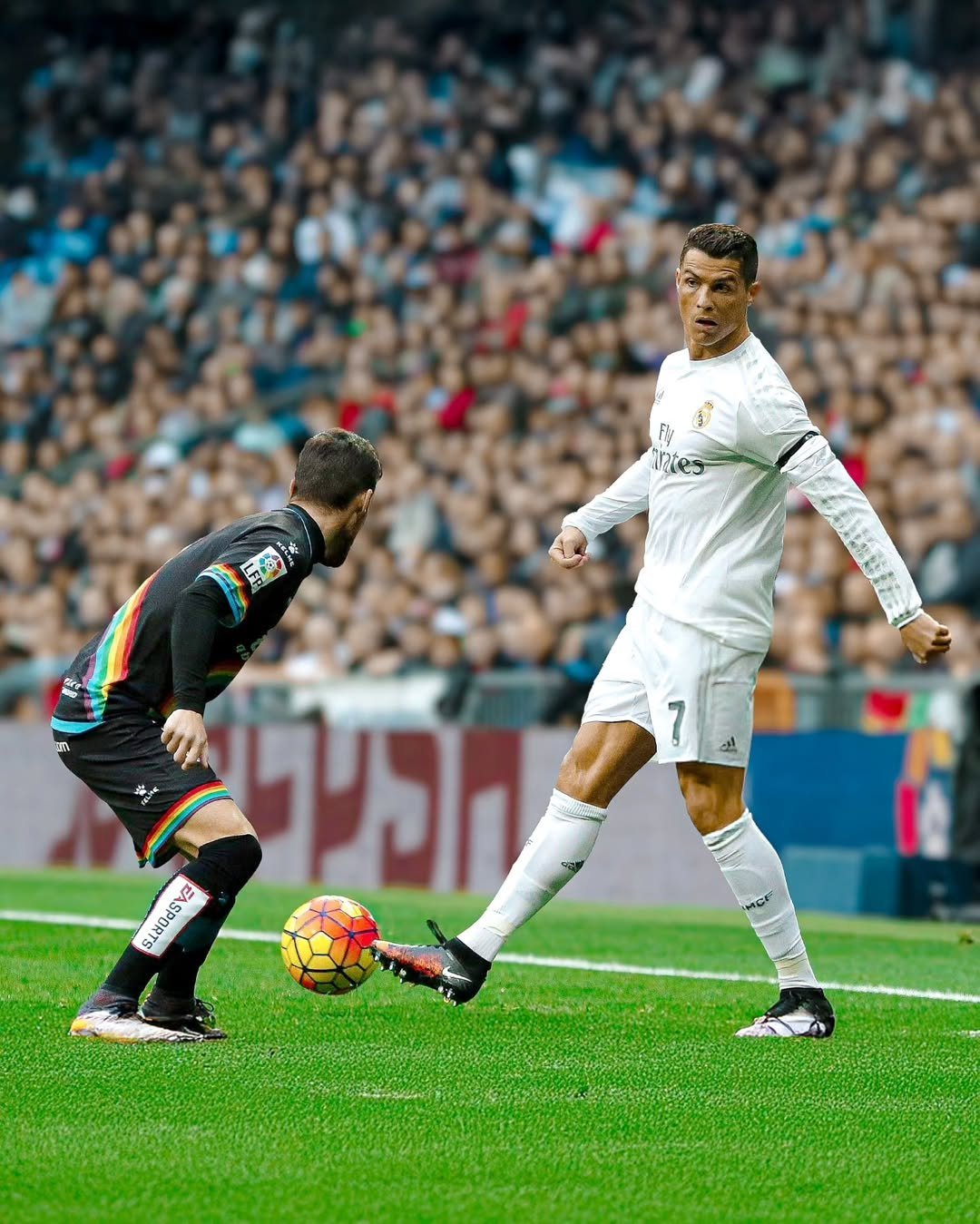 包含皇家马德里队力克对手，取得宝贵胜利的词条